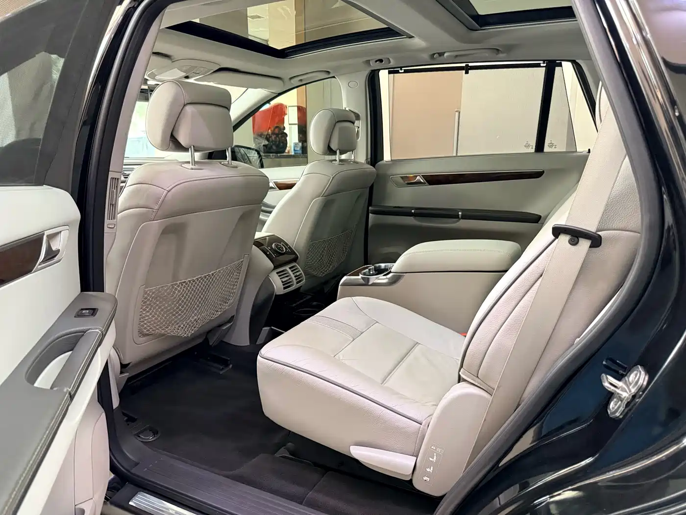 Mercedes-Benz R-Class 2011 R 350 L 4MATIC фото 9