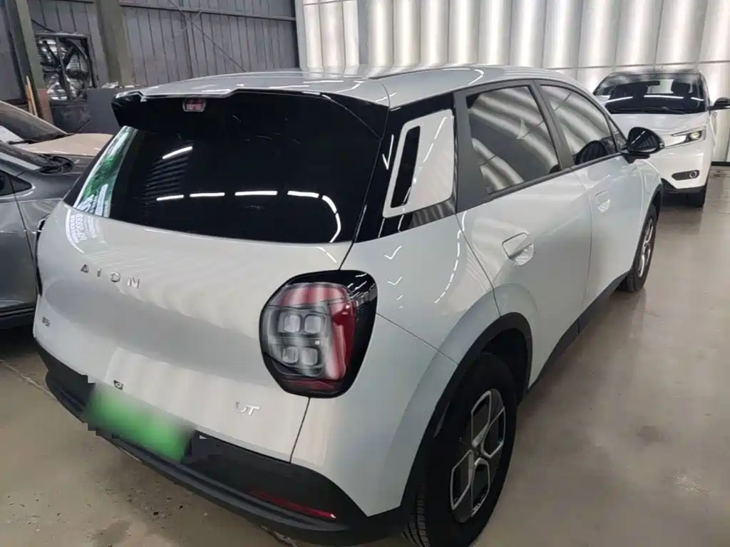 Aion UT 2025 2025 Model 330 Starlight Edition