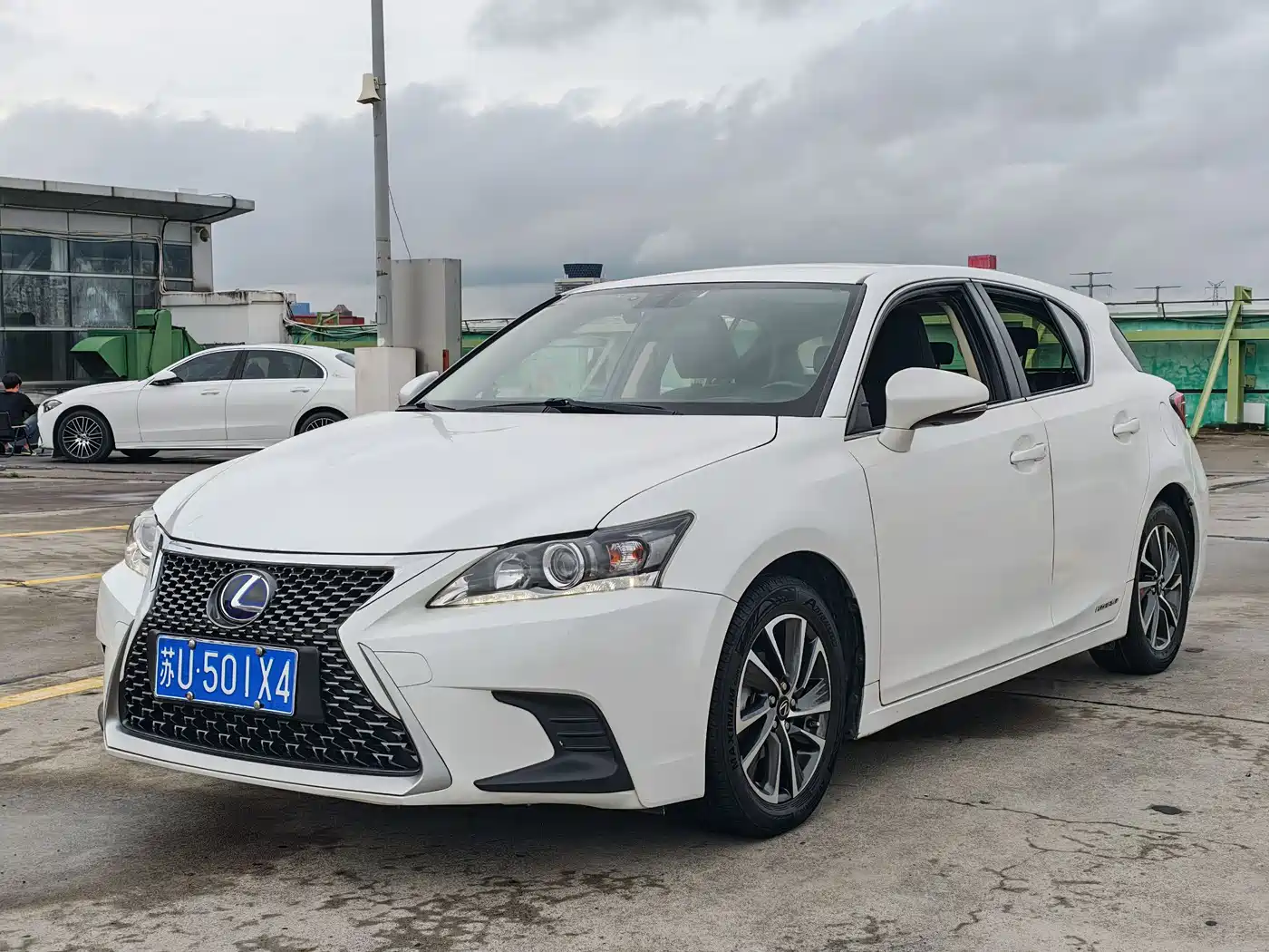 Lexus CT 2017 CT200h Elite Edition Monochrome China V фото 2