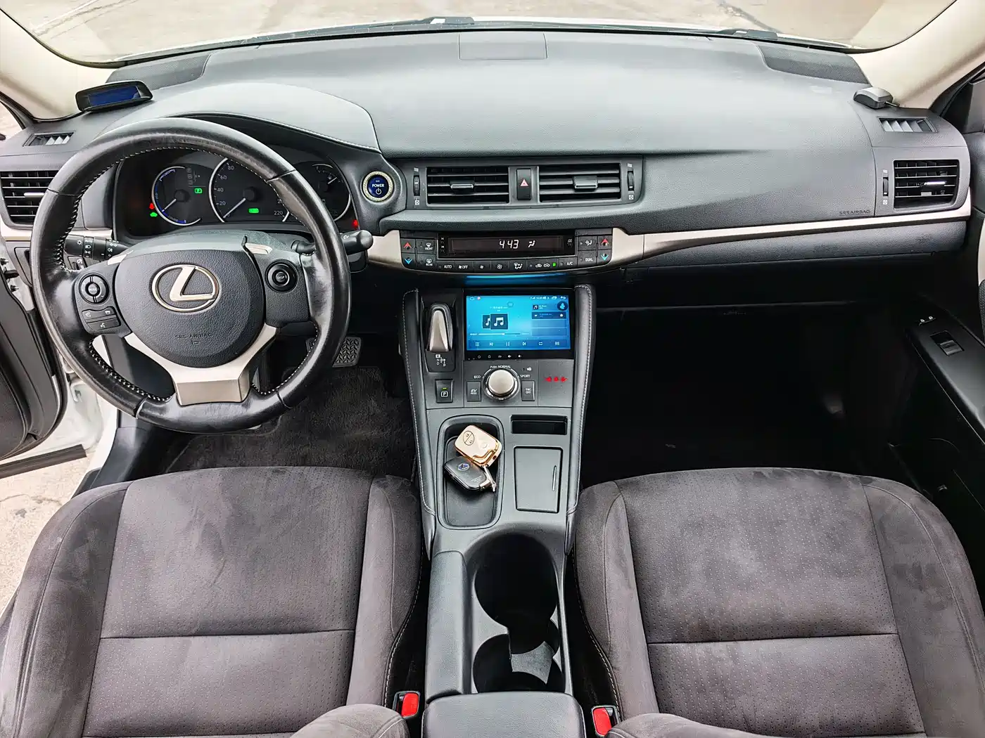 Lexus CT 2017 CT200h Elite Edition Monochrome China V фото 12