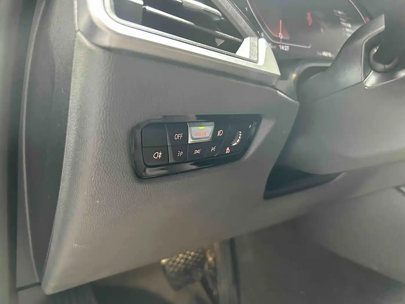 BMW 3 Series 2021 320Li M Sport Package фото 11