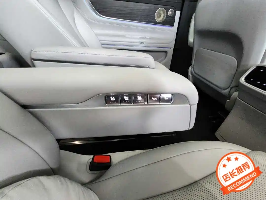 AITO Wenjie AITO M9 2024 Extended Range Ultra 42kWh 6-Seater фото 7