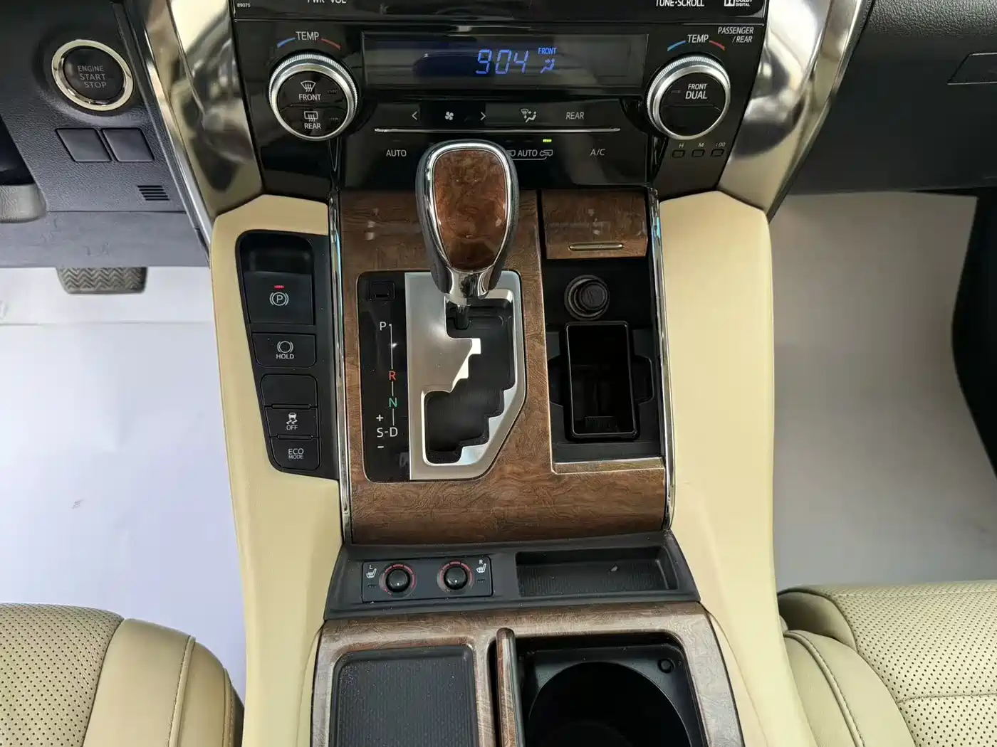 Toyota Alphard 2018 3.5L Premium фото 7