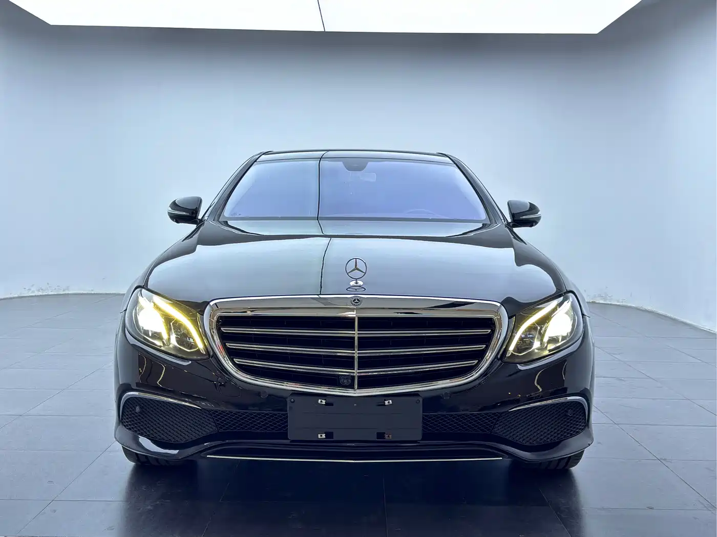 Mercedes-Benz E-Class 2020 E 300 L Fashion фото 2