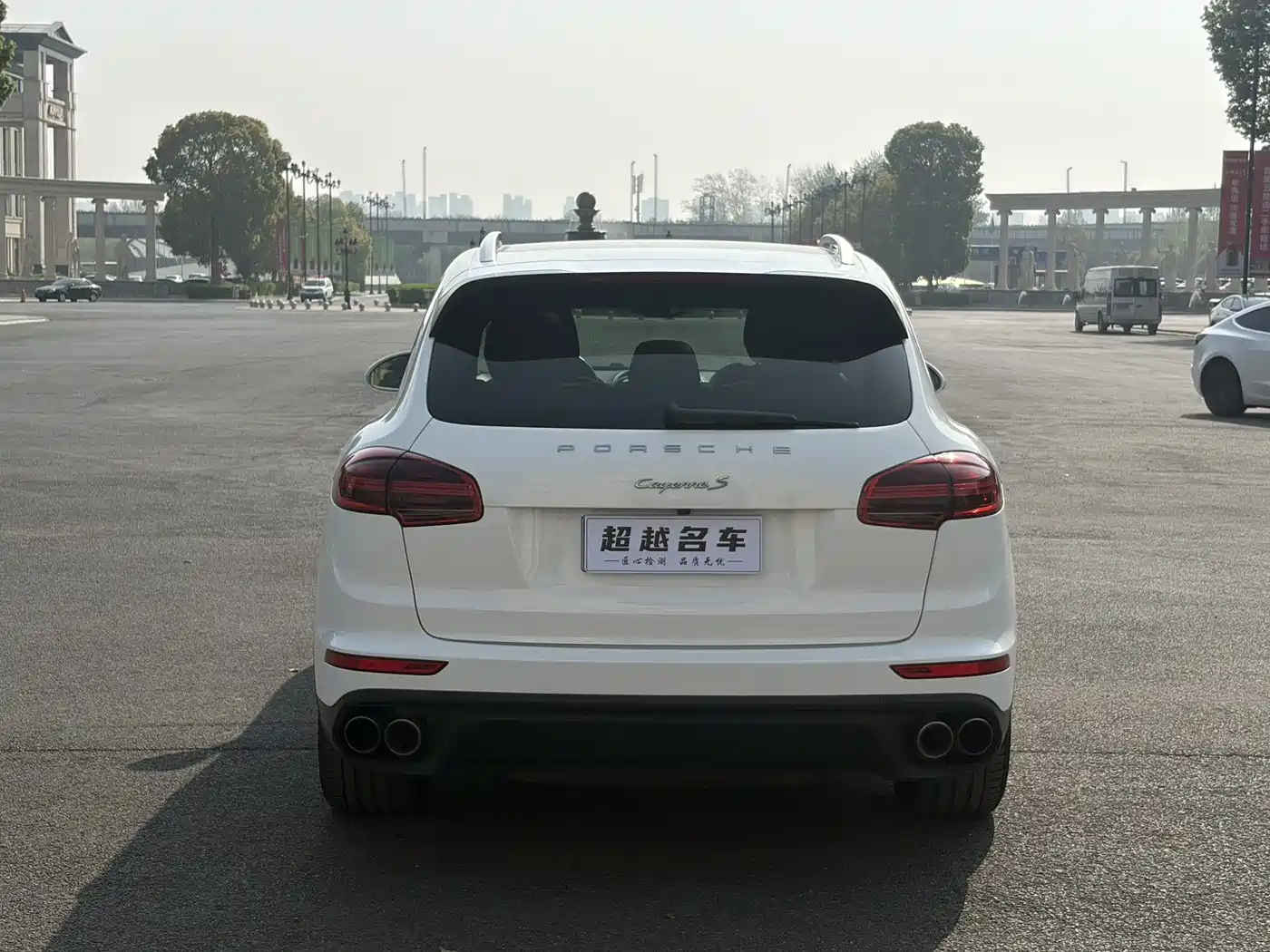 Porsche Cayenne New Energy 2015 Cayenne S E-Hybrid 3.0T фото 8