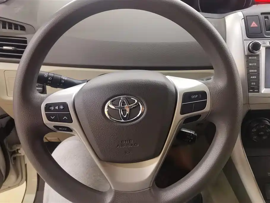 Toyota E'Z 2014 Xingyao 180E CVT Elite фото 15