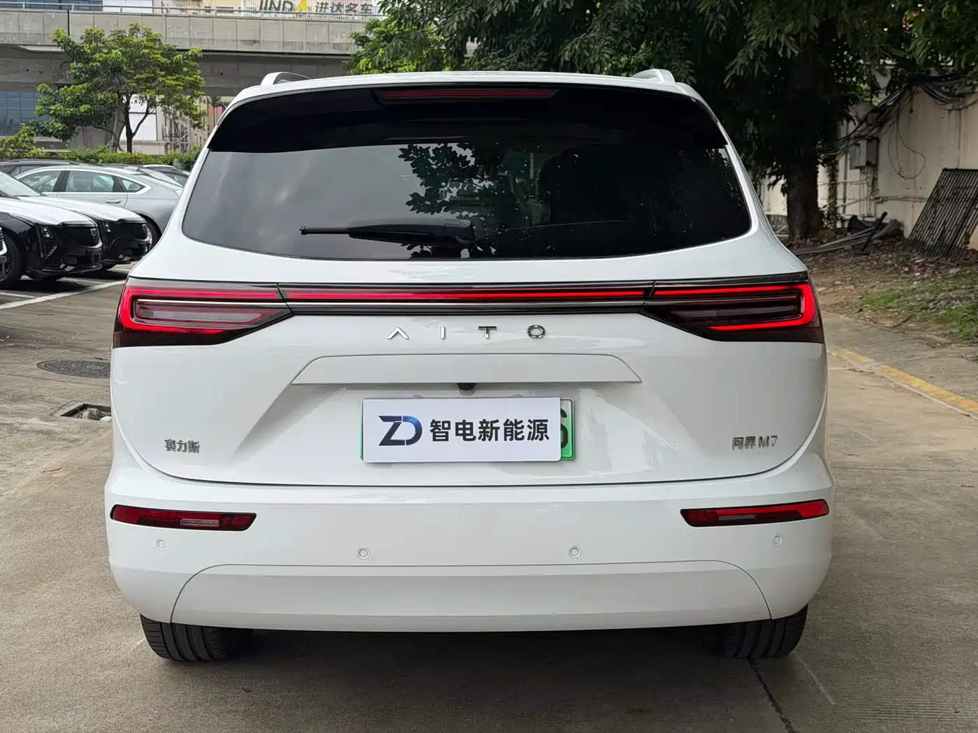 AITO Wenjie AITO M7 2022 1.5T AWD Luxury Edition фото 17