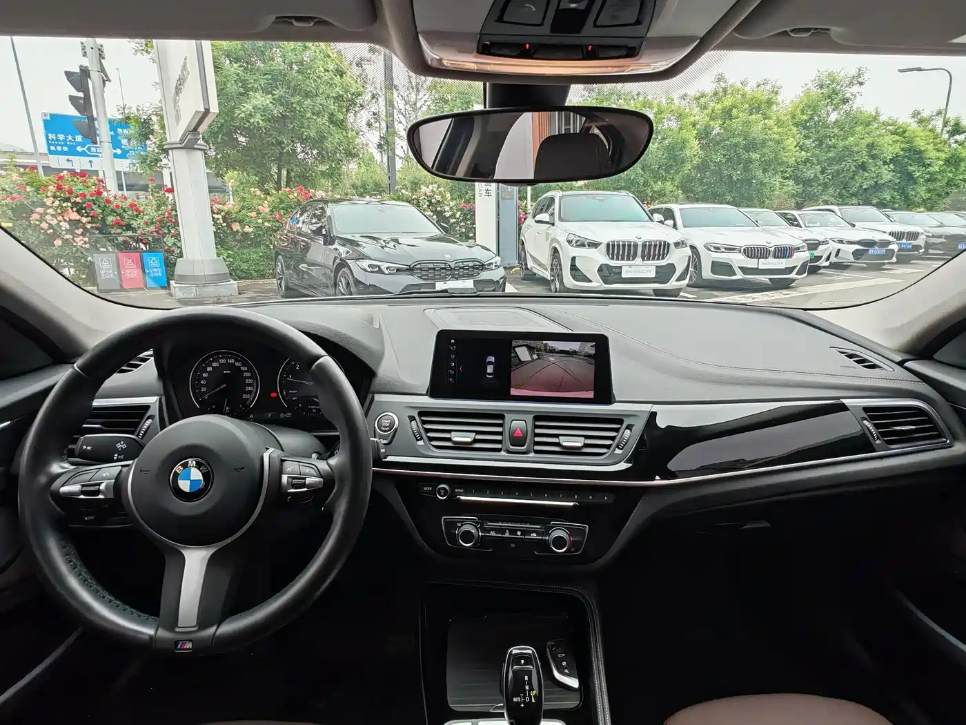 BMW 1 Series 2020 Model 120i M Sport Package фото 15