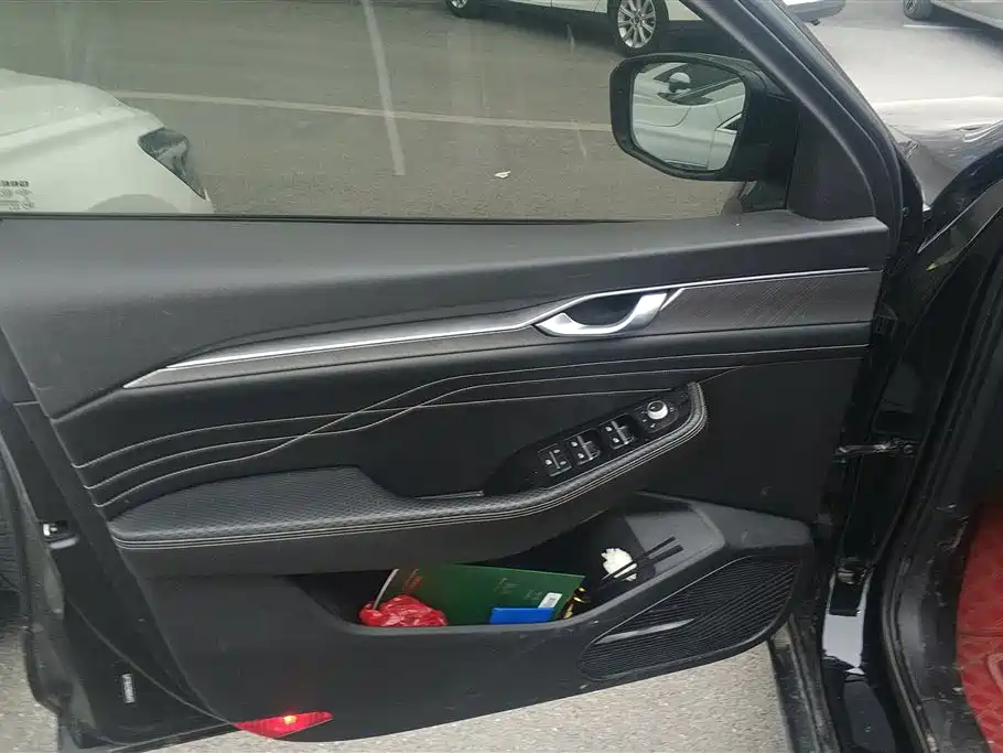 GEELY AUTOMOBILE XINGRUI