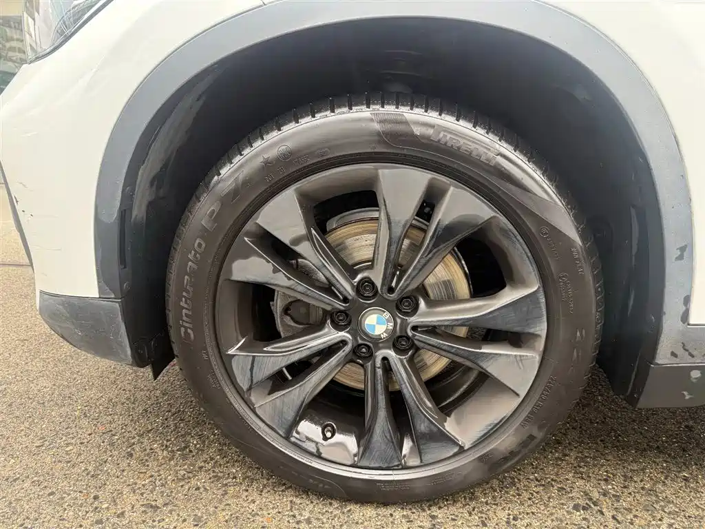 BMW X1 2021 Facelift sDrive20Li Fashion фото 6