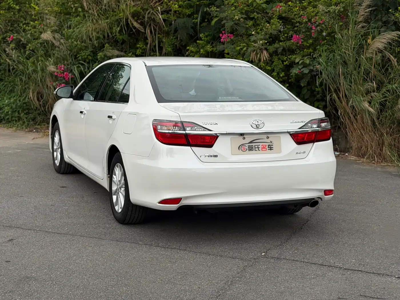 Toyota Camry 2015 2.0G Leading Edition фото 6