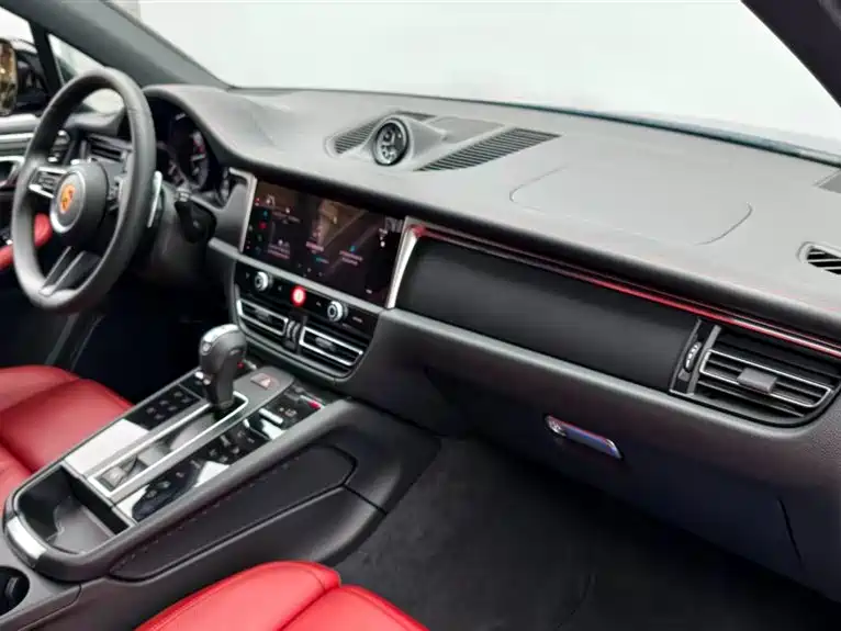 Porsche Macan 2024 Macan 2.0T фото 14