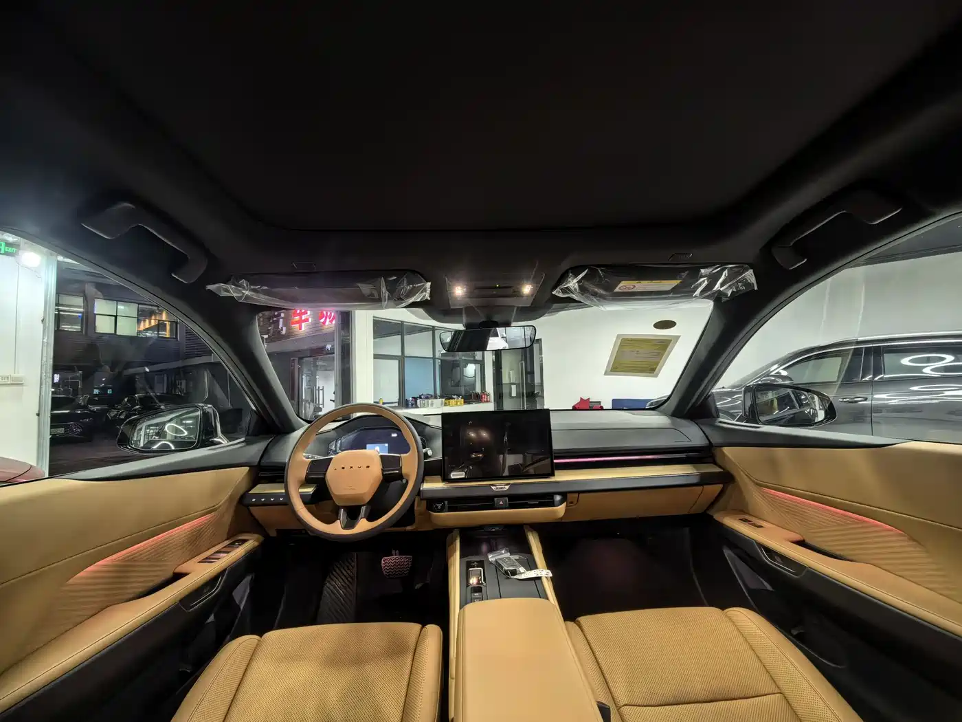 Lexus ES 2025 Model 300h Base Version фото 12