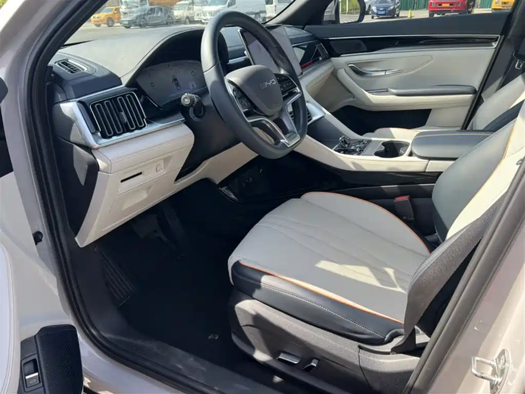 BYD Song PLUS PHEV 2023 Champion Edition DM-i 110KM Flagship PLUS фото 8