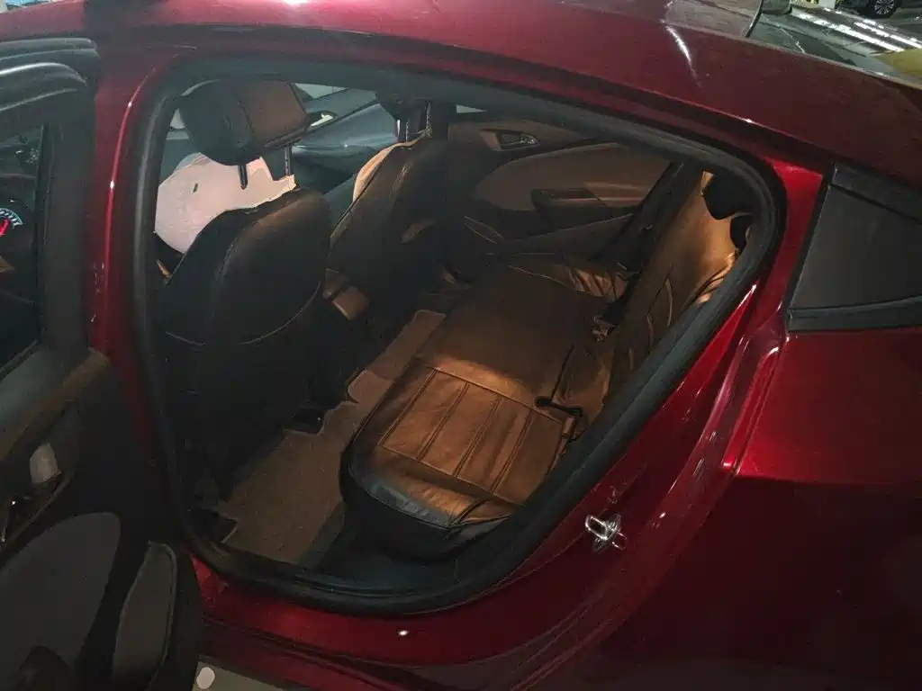 Chevrolet Cruze 2018 2018 320 Automatic Pioneer Sunroof Edition