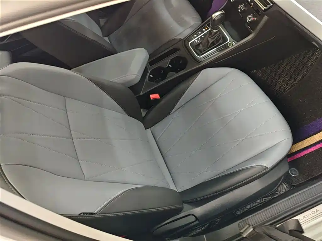 Volkswagen Lavida 2024 Model 1.5L Automatic 5 Million Edition фото 25