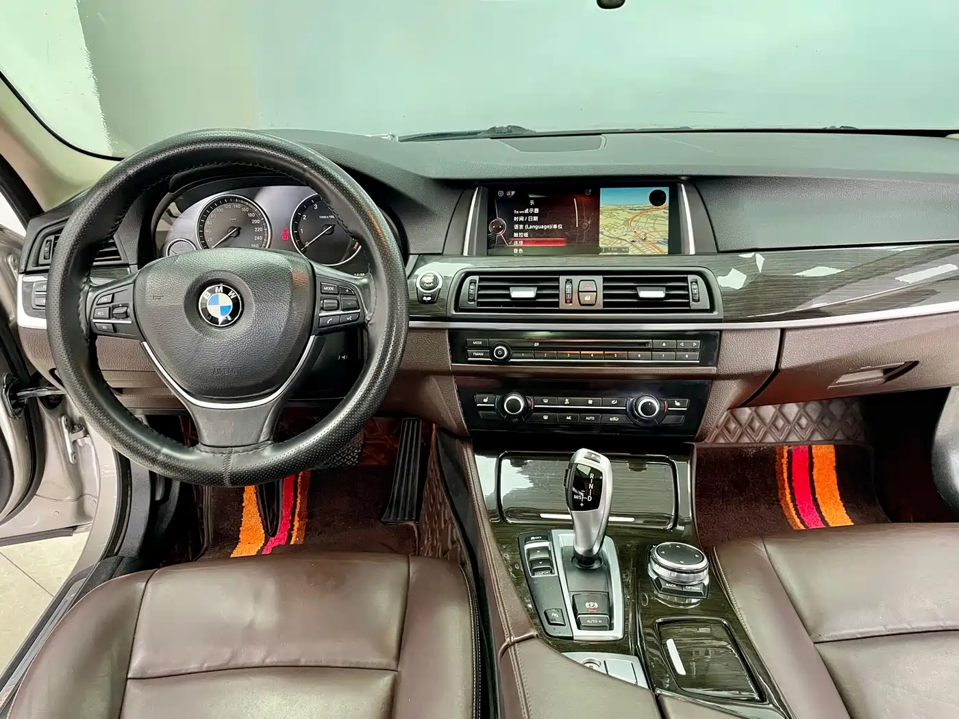 BMW 5 Series 2014 525Li Luxury Design Package фото 16