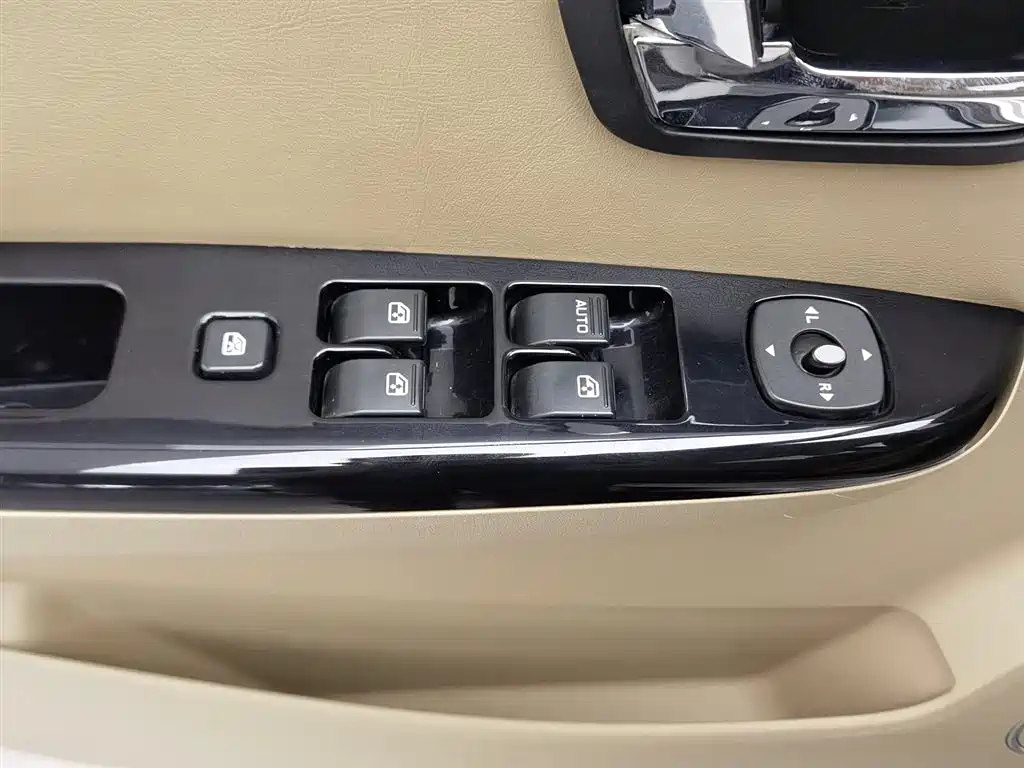 Wuling Motors Wuling Hongguang 2013 2013 1.2L S Comfort China IV