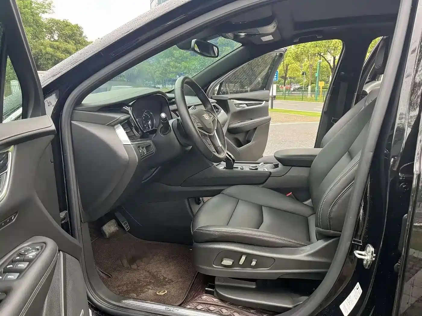 CADILLAC XT5