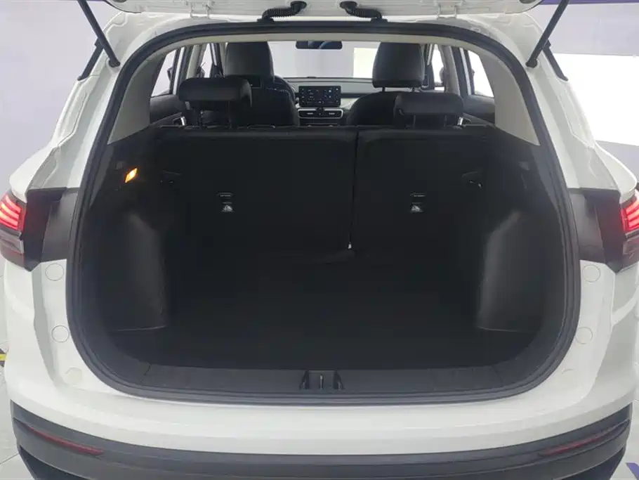 GEELY AUTOMOBILE BINYUE