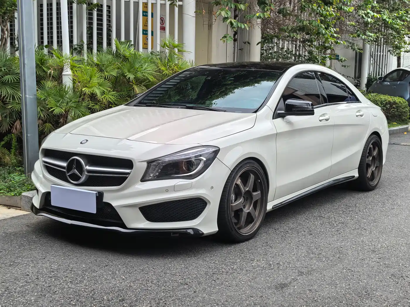 Mercedes-Benz CLA AMG 2014 AMG CLA 45 4MATIC