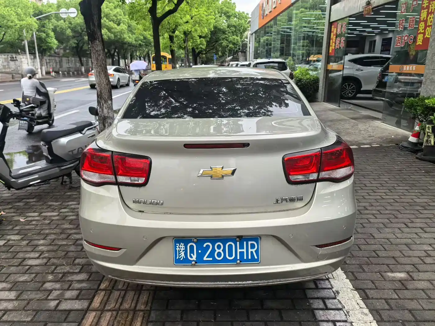 Chevrolet Malibu 2016 2.0L Automatic Luxury фото 8