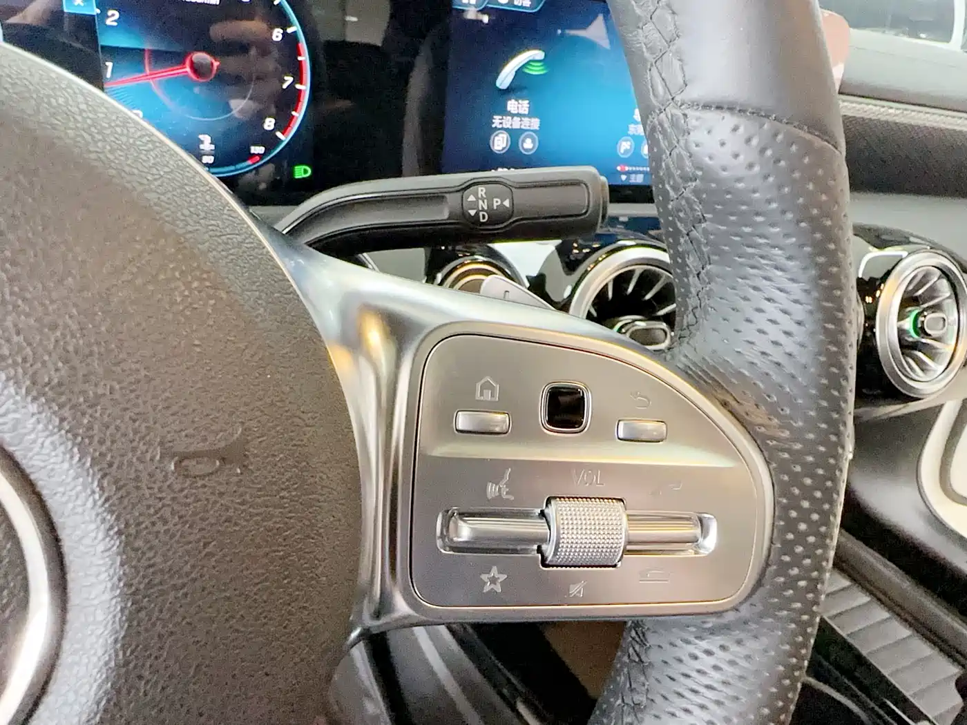 Mercedes-Benz A-Class 2022 A 200 L Sport Sedan Style фото 17