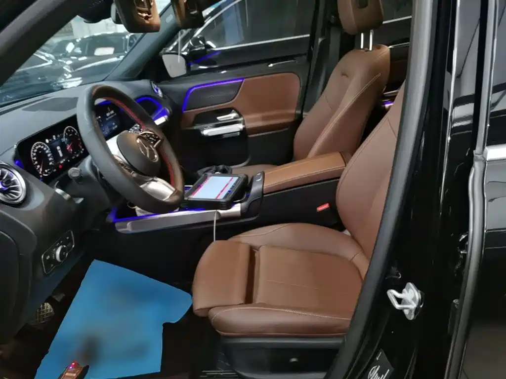 Mercedes-Benz GLB 2025 GLB 220 Dynamic фото 15