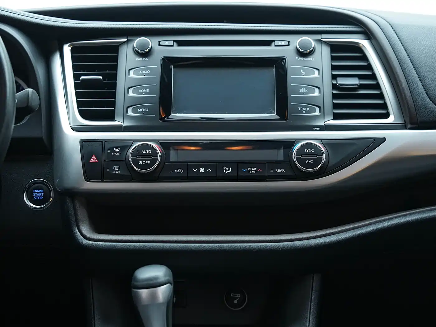 Toyota Highlander 2015 2.0T FWD Luxury Edition 7-seater фото 16