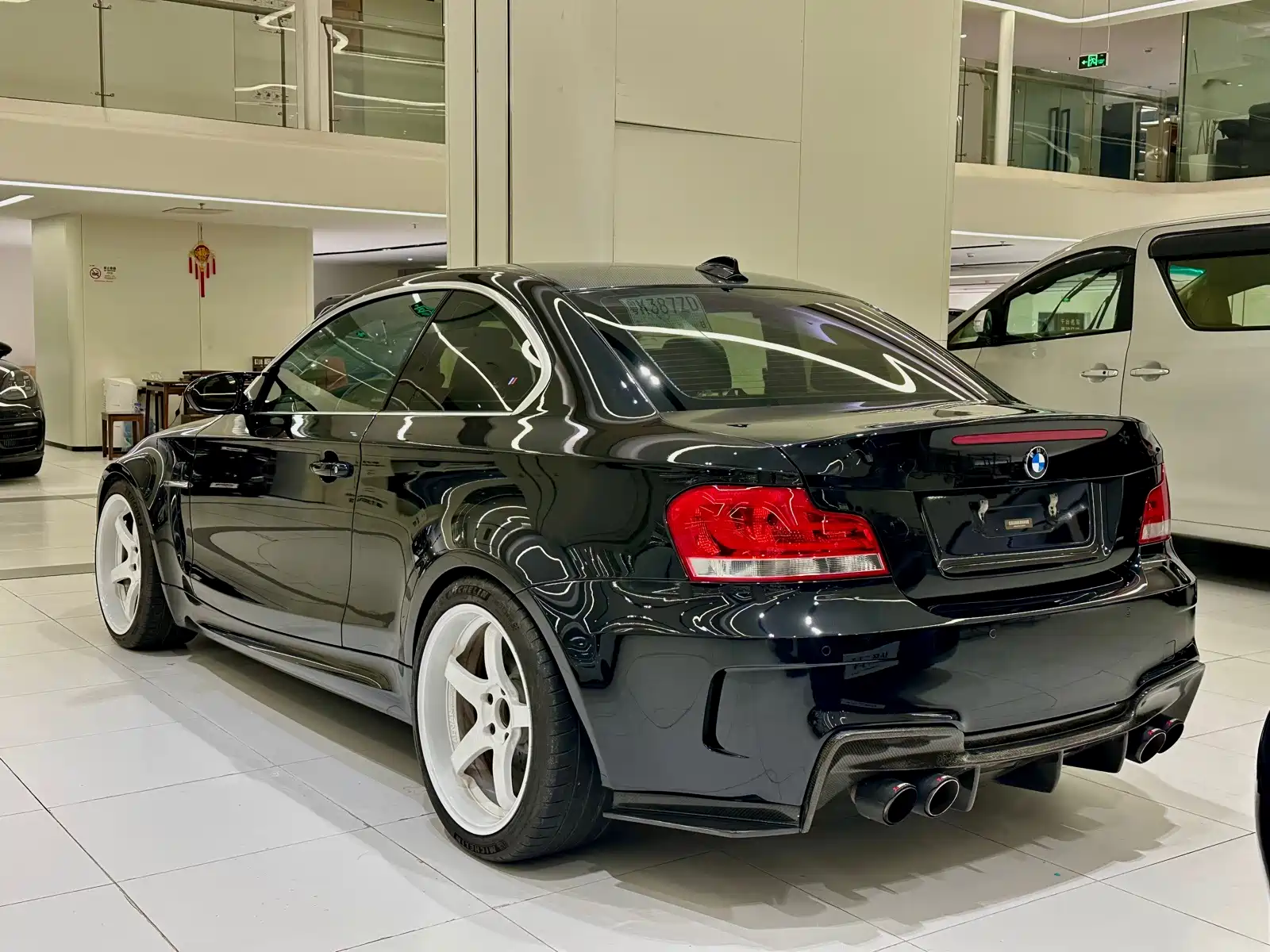Фото 4 - BMW 1 Series M