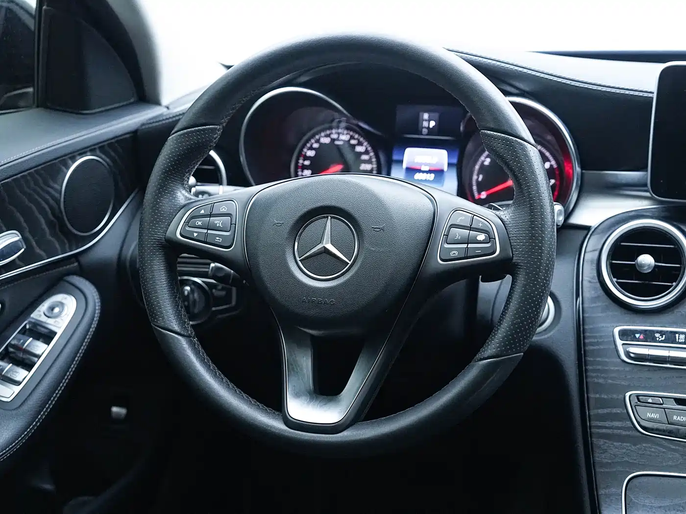 Mercedes-Benz C-Class 2018 C 180 L Fashion Sport Edition фото 11