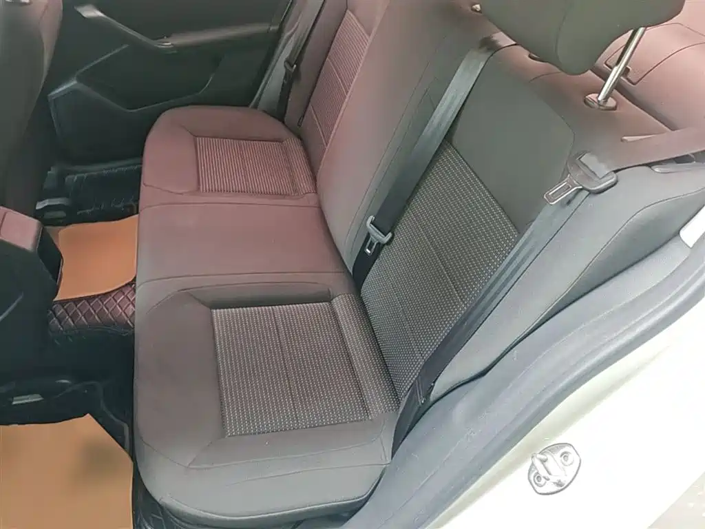 Volkswagen Lavida 2017 1.6L Automatic Trend Edition фото 17