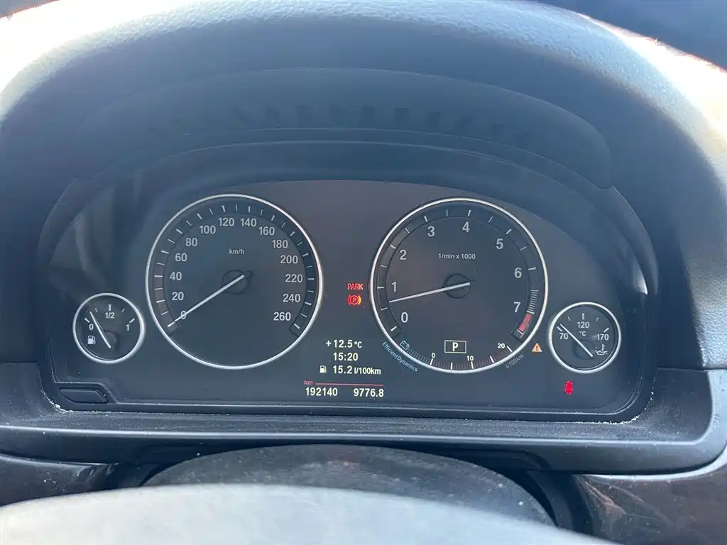 BMW 5 Series 2012 523Li Luxury фото 16
