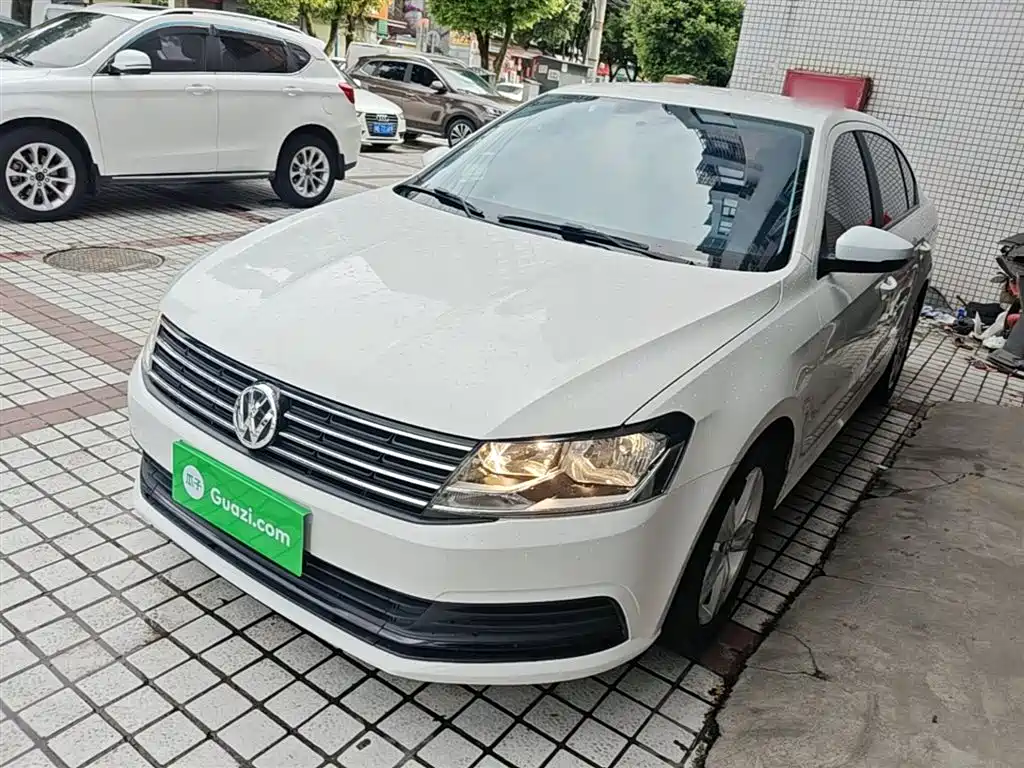 Volkswagen Lavida 2017 1.6L Automatic Trend Edition