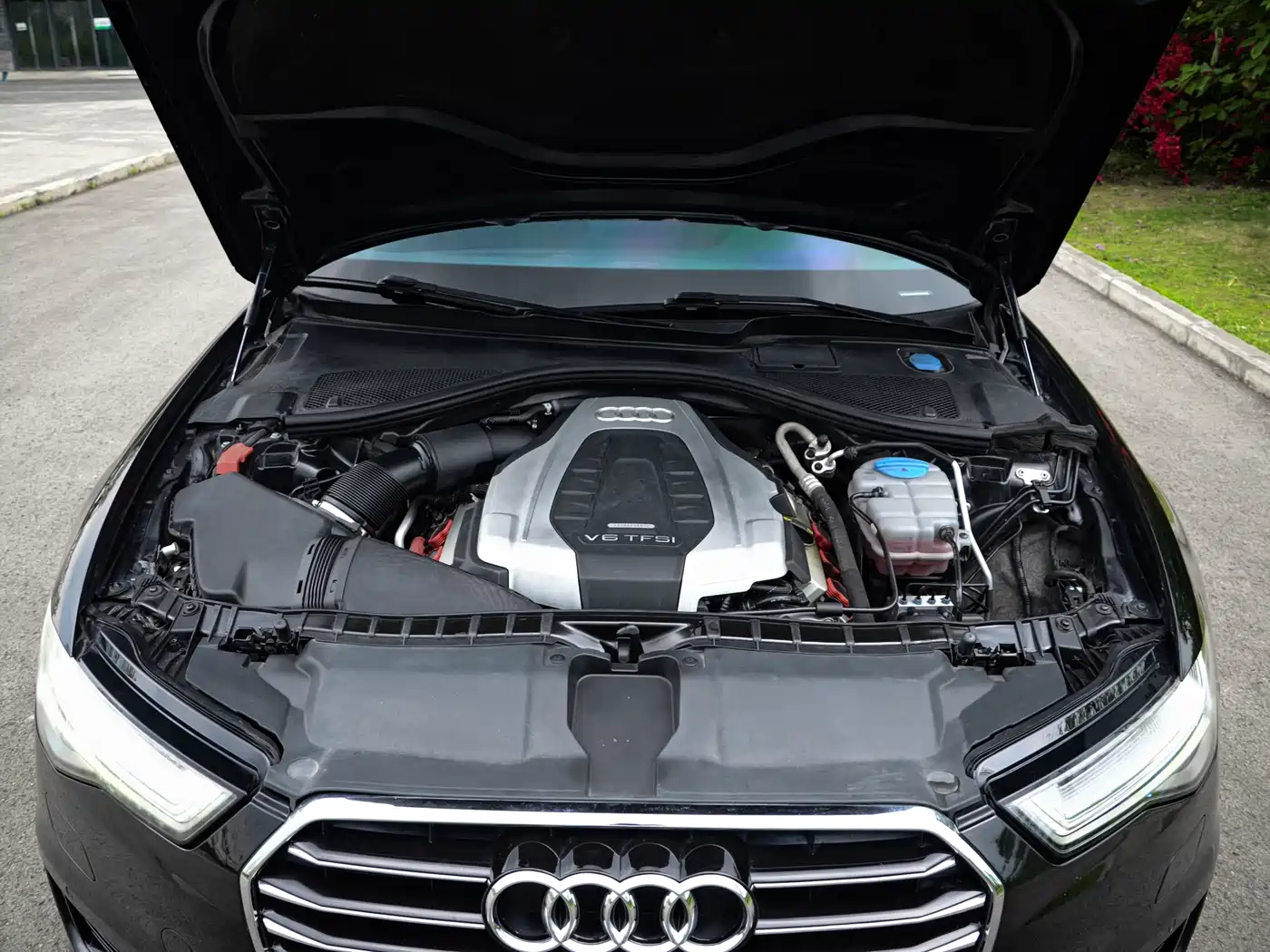 Audi A6L 2018 30th Anniversary 45 TFSI quattro Sport фото 10