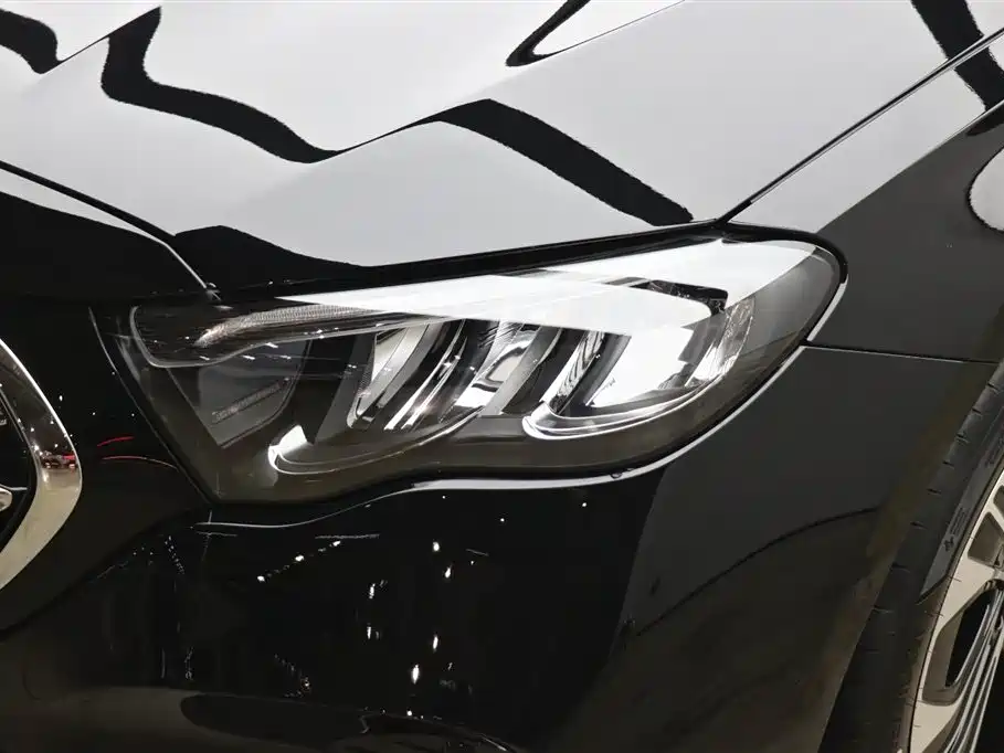 Mercedes-Benz E-Class 2026 E 300 L Luxury фото 28