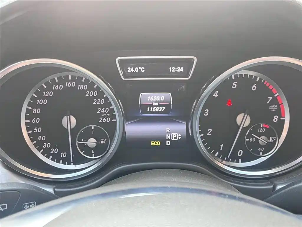 Mercedes-Benz M-Class 2014 ML 320 4MATIC фото 8