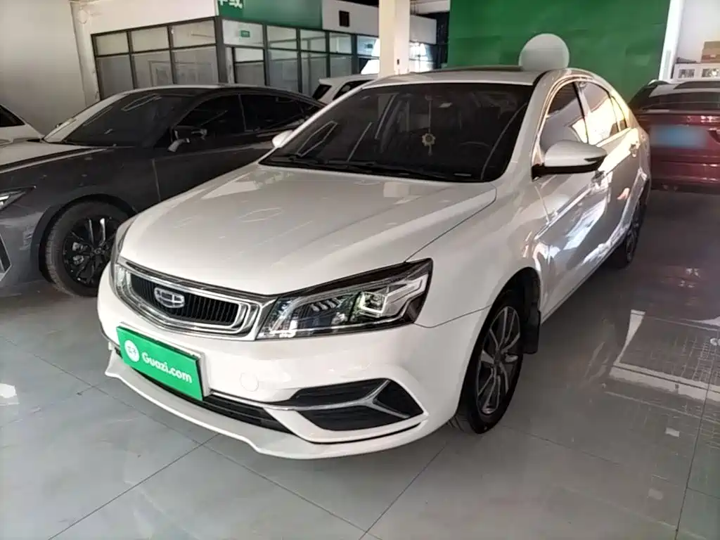 Фото 1 - Geely Emgrand