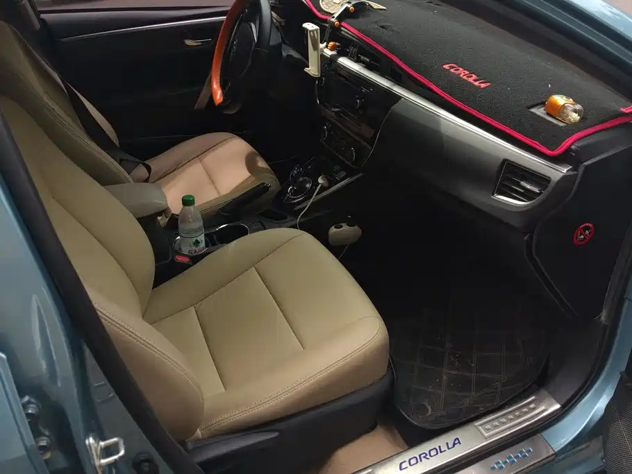 Фото 8 - Toyota Corolla