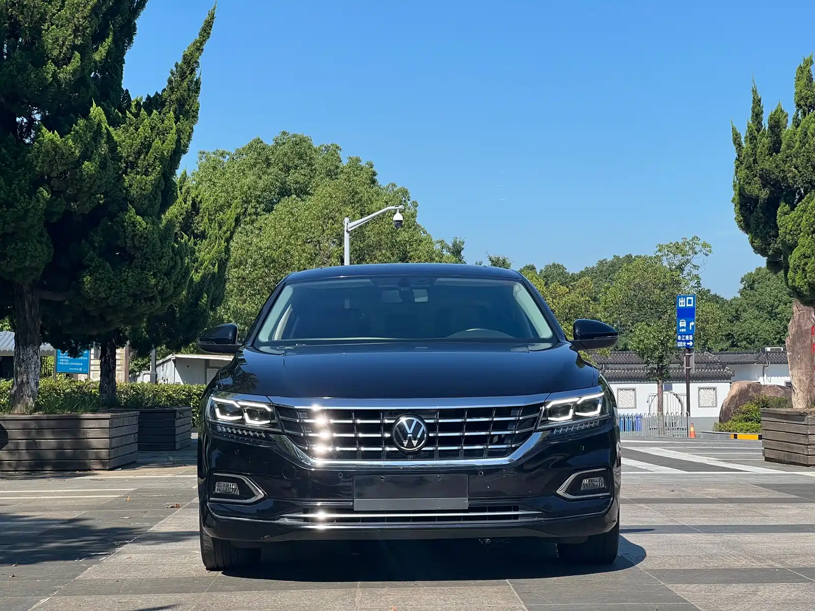 Фото 2 - Volkswagen Passat