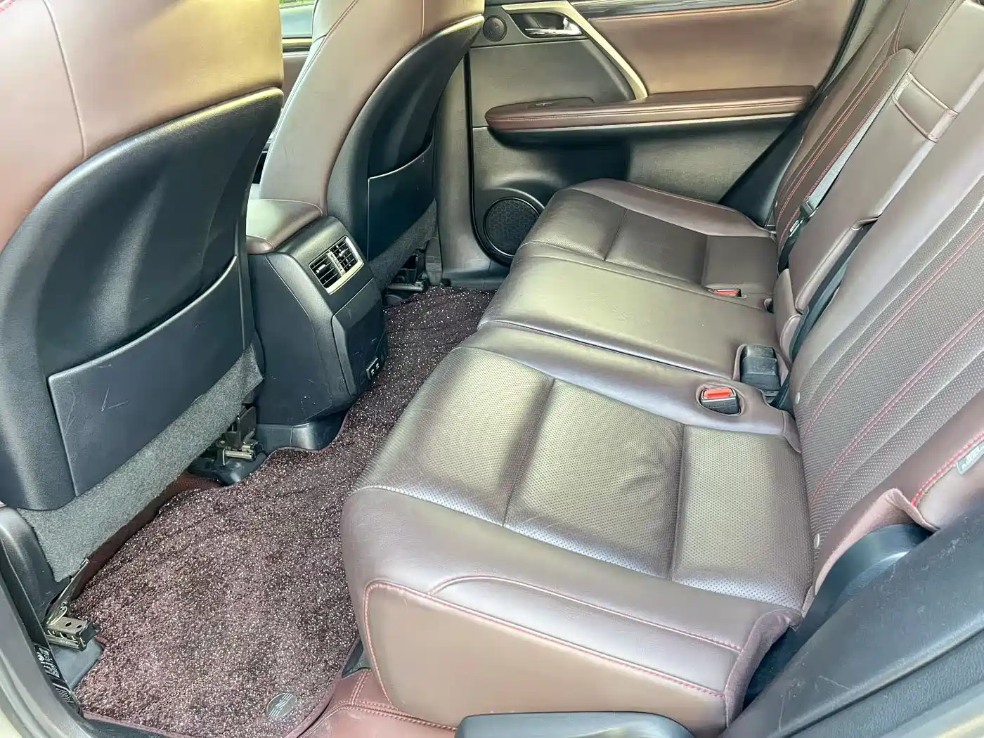 Фото 6 - Lexus RX