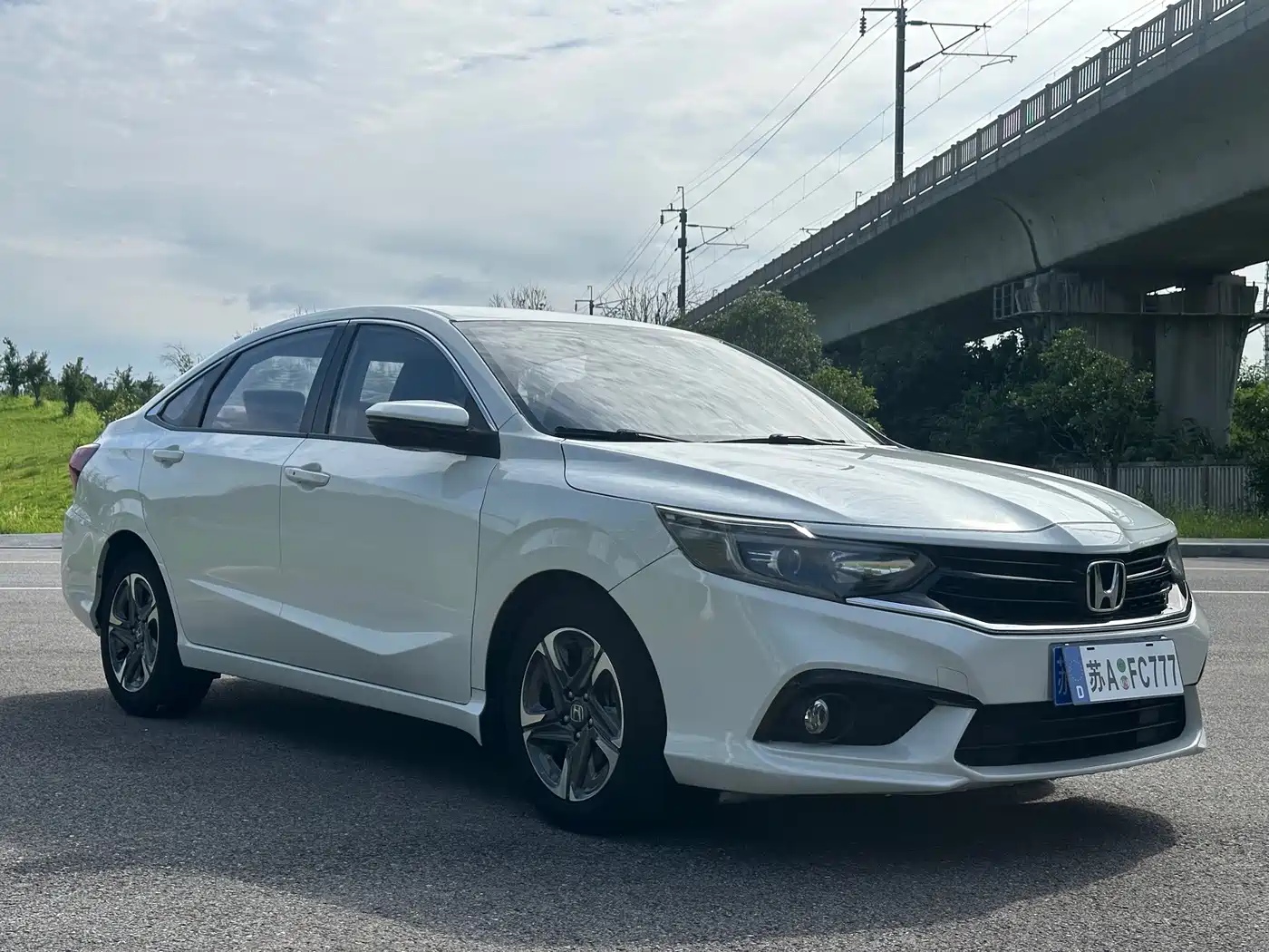 Honda ENVIX 2022 2022 180TURBO CVT Enjoyment