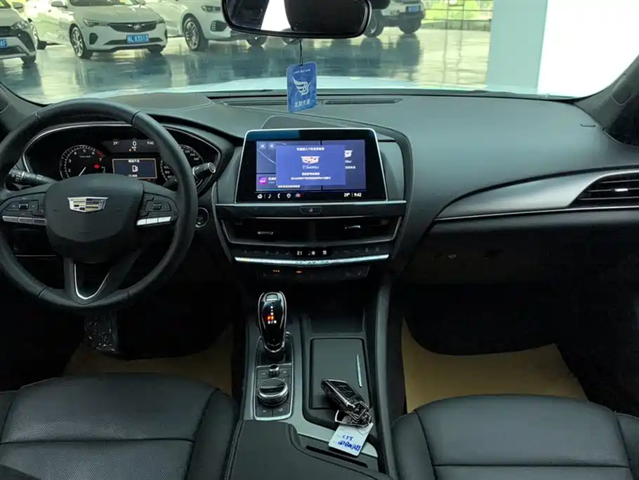 CADILLAC CT5
