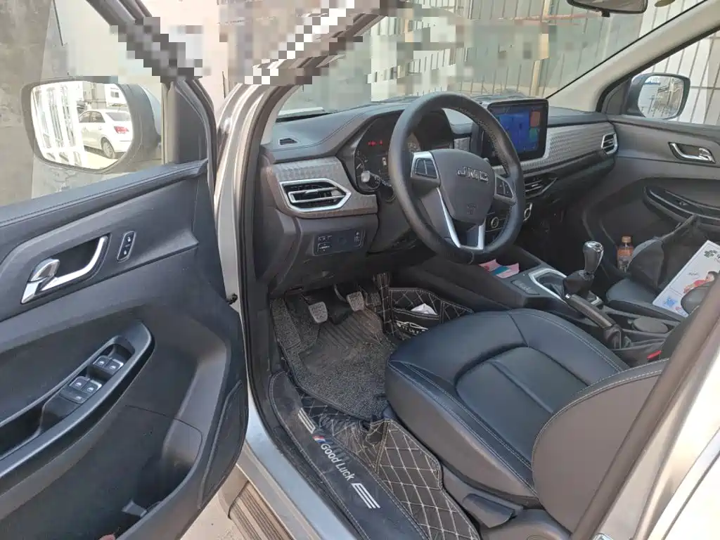 Jiangling Baodian 2023 2023 2.5T Diesel 2WD Comfort Edition Standard Wheelbase JX4D25A6L