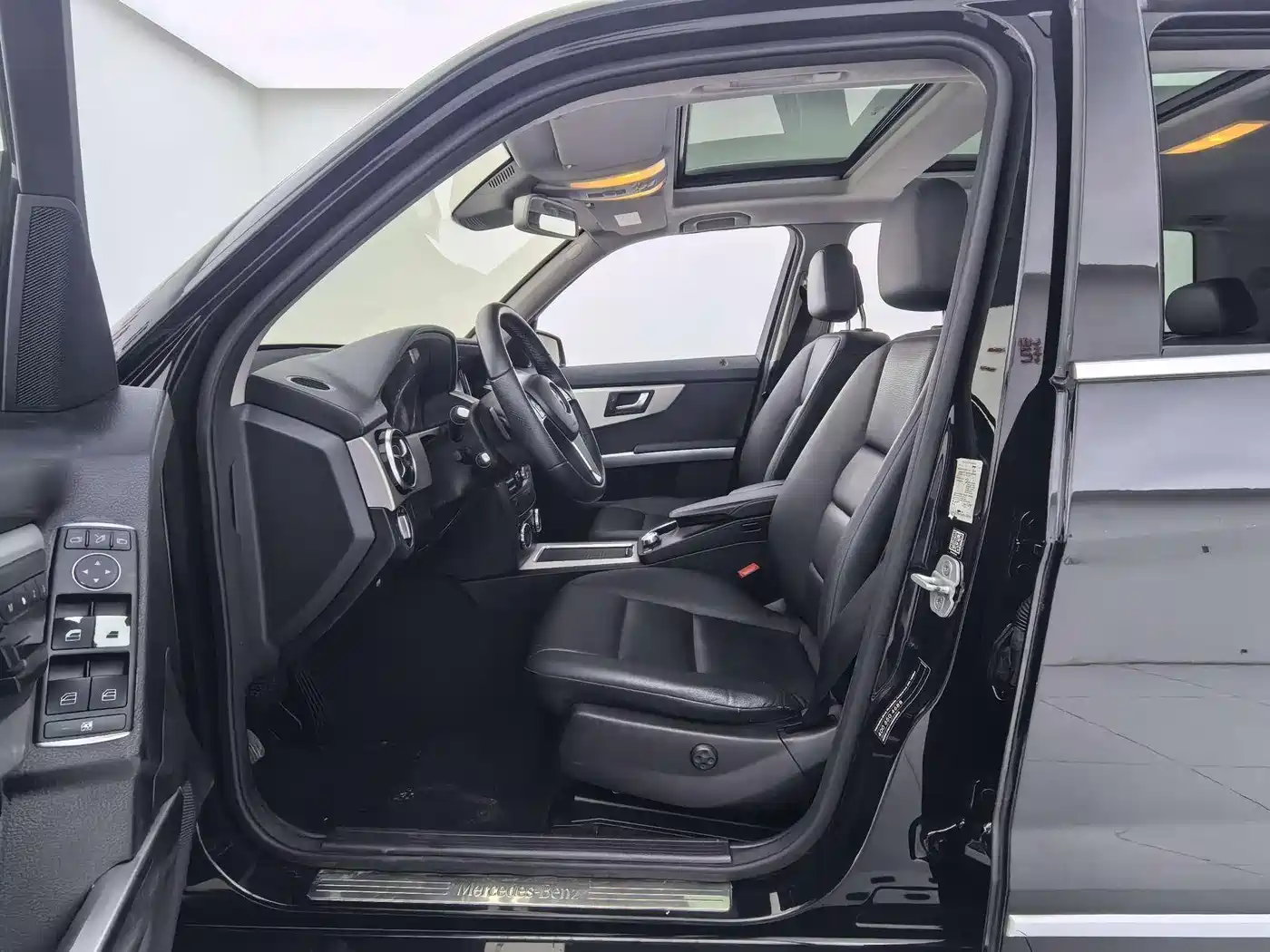 Mercedes-Benz GLK-Class 2013 GLK 300 4MATIC Dynamic Sunroof фото 13