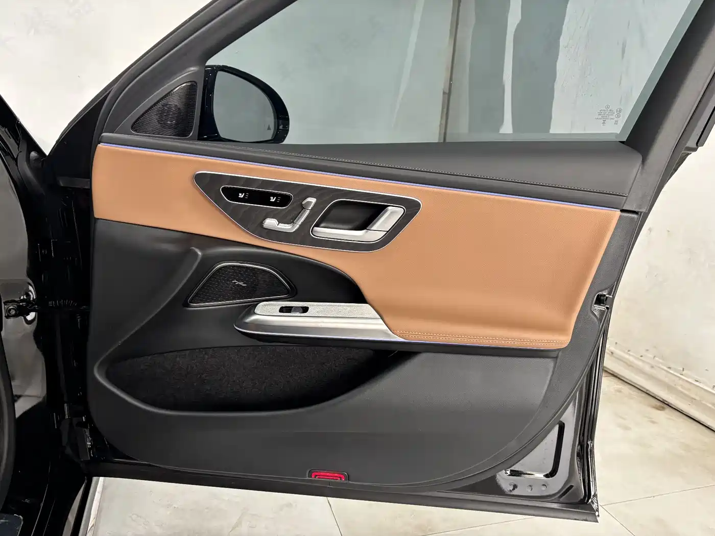 Mercedes-Benz E-Class 2024 Facelift E 300 L Fashion Sport фото 25