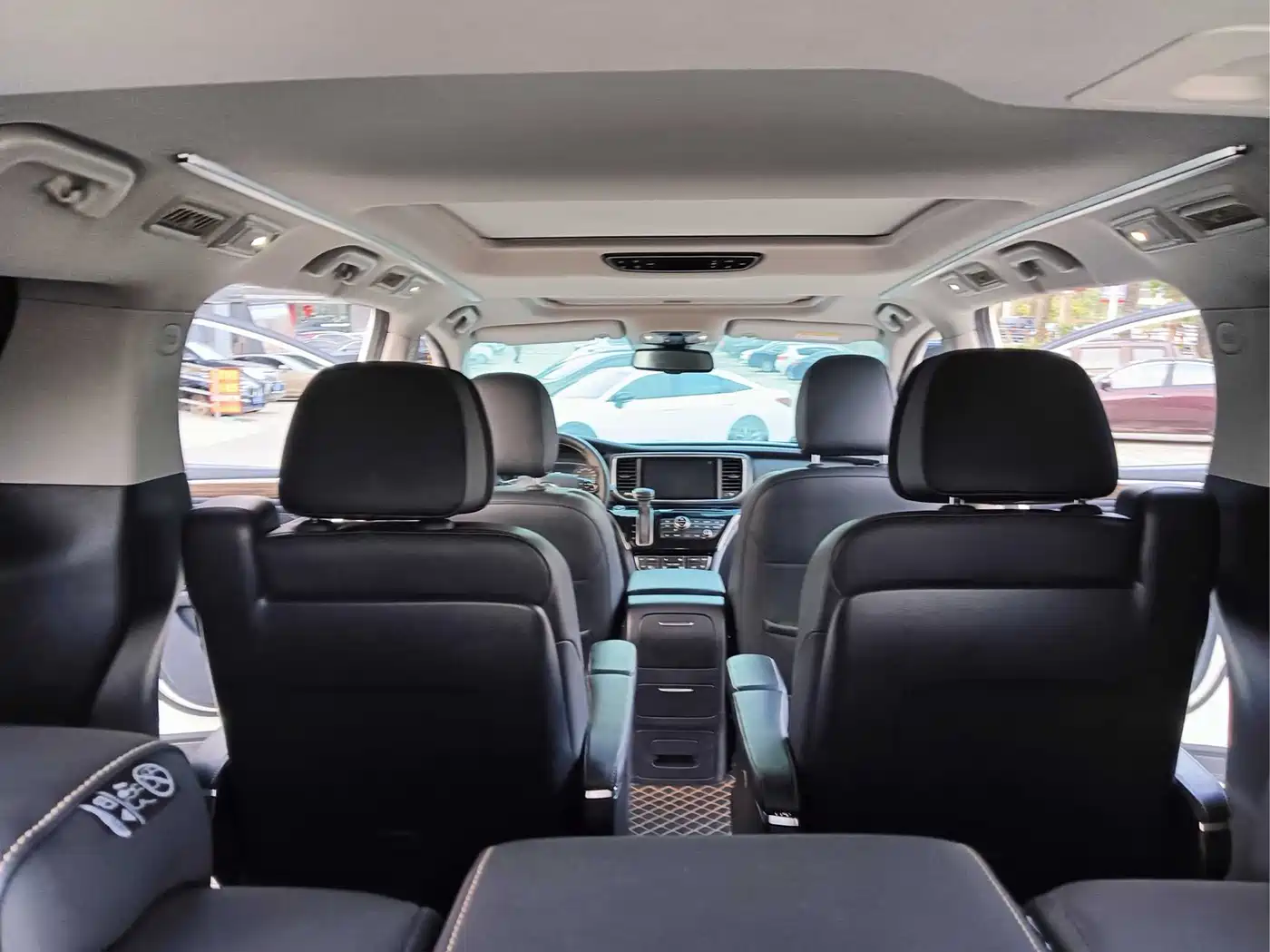 GAC Trumpchi Trumpchi M8 2020 Pilot 390T Prestige Edition фото 8