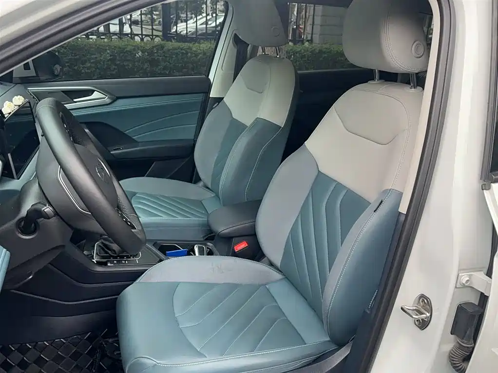 Volkswagen Tharu 2023 300TSI 2WD Bright Moon Edition фото 17