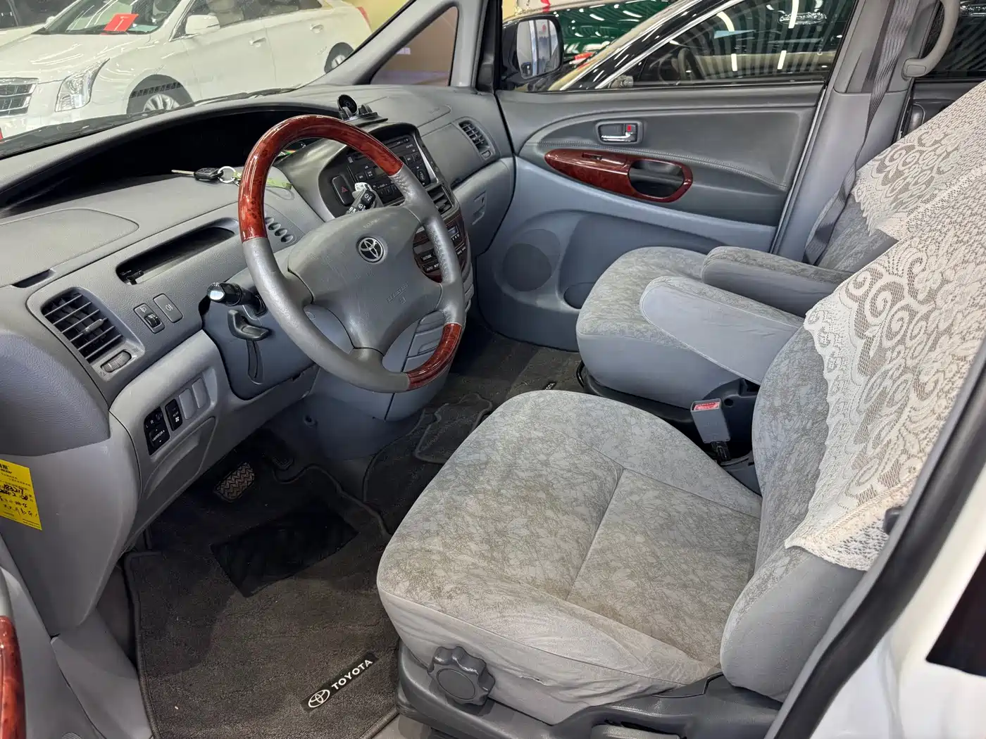 Toyota Previa 2003 2004 2.4L AT