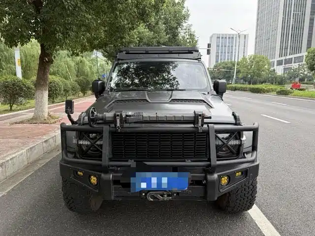 Photo 2 - Tank 300